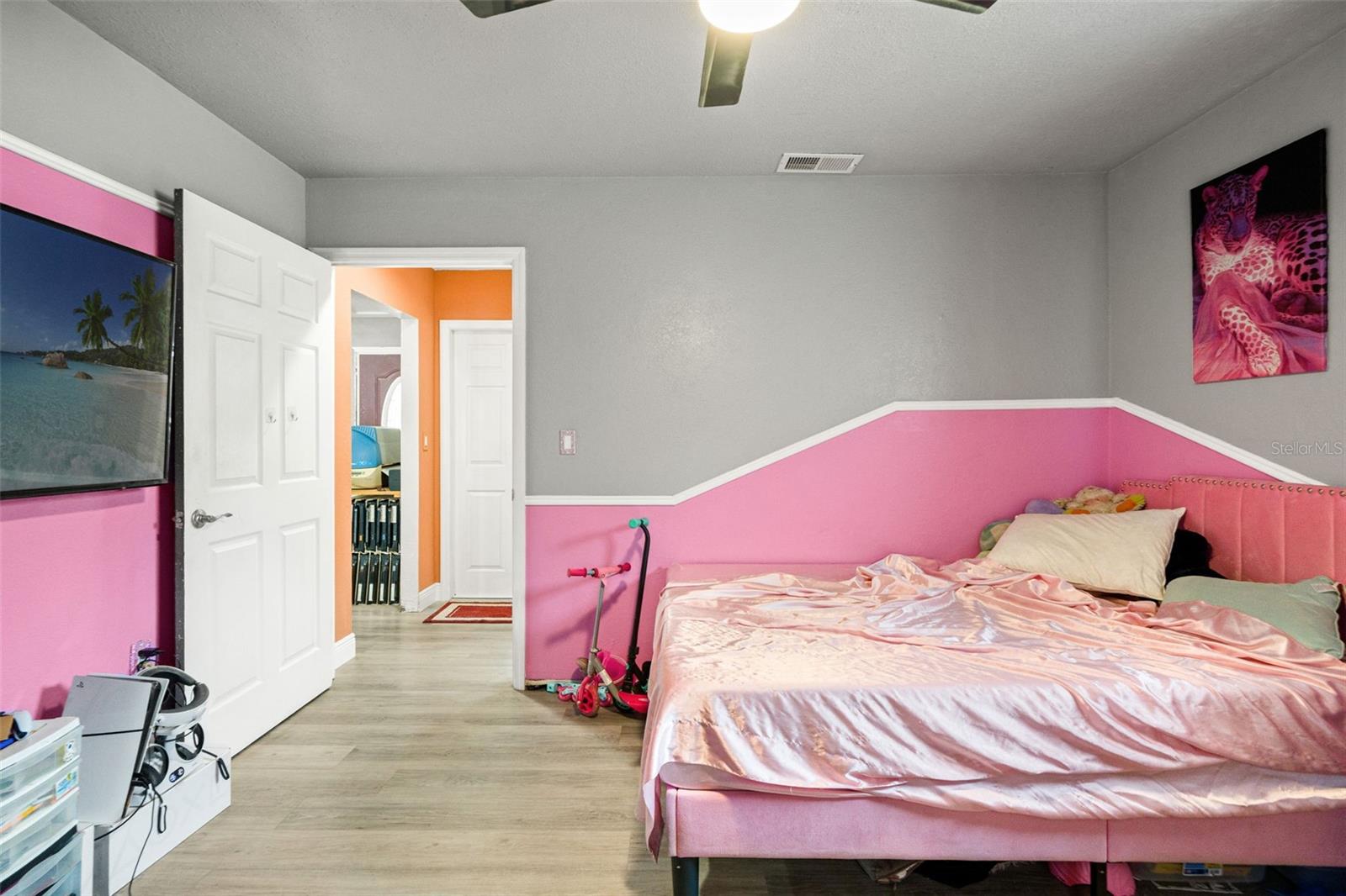 SPRING HILL - Residential