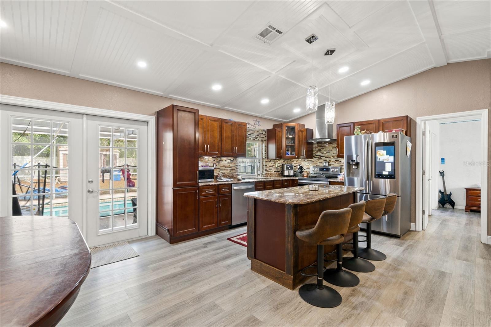 SPRING HILL - Residential