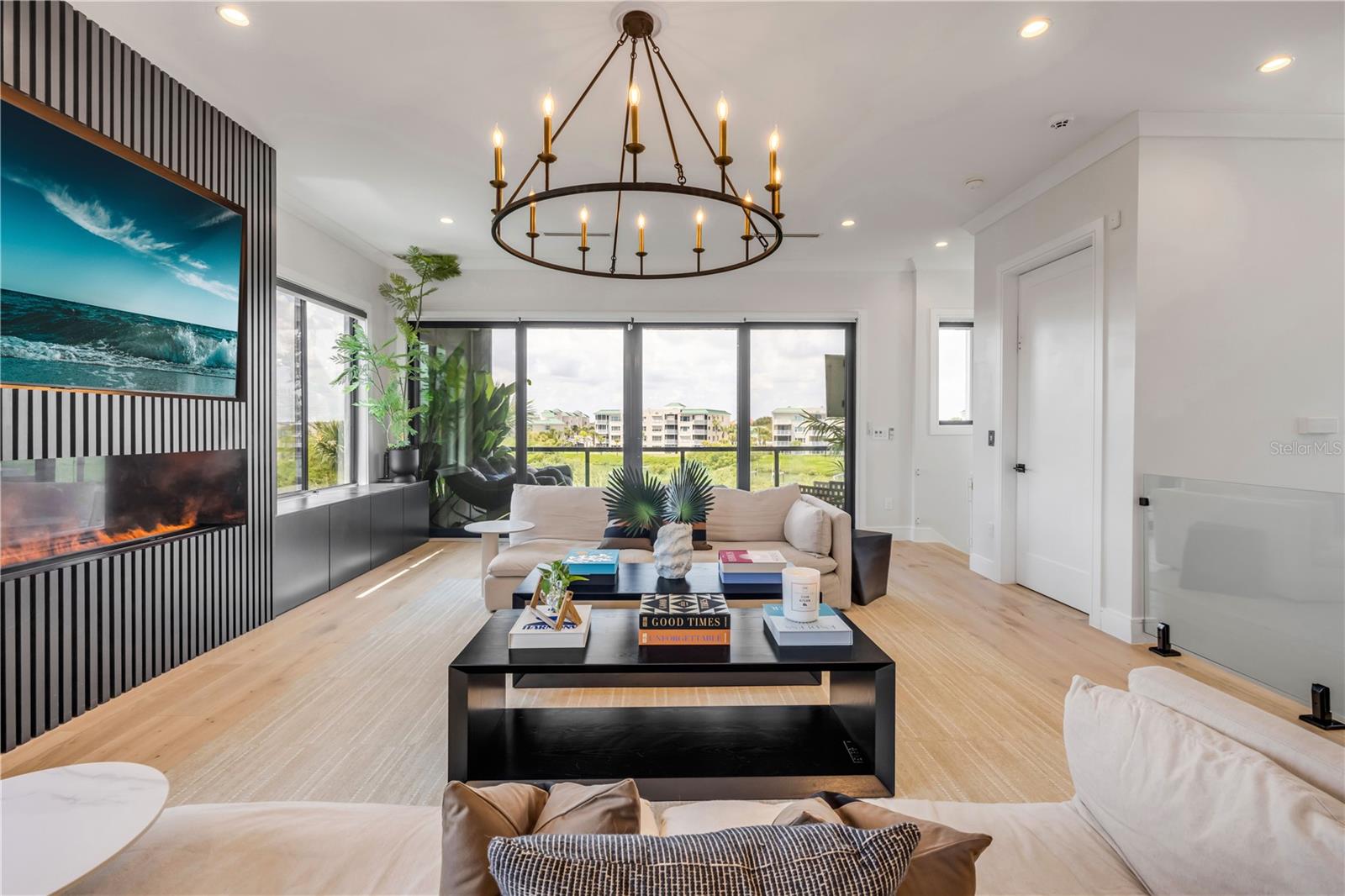 CALLILISA LAND - Residential