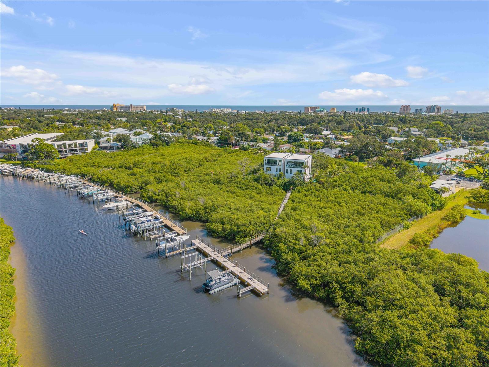 CALLILISA LAND - Residential