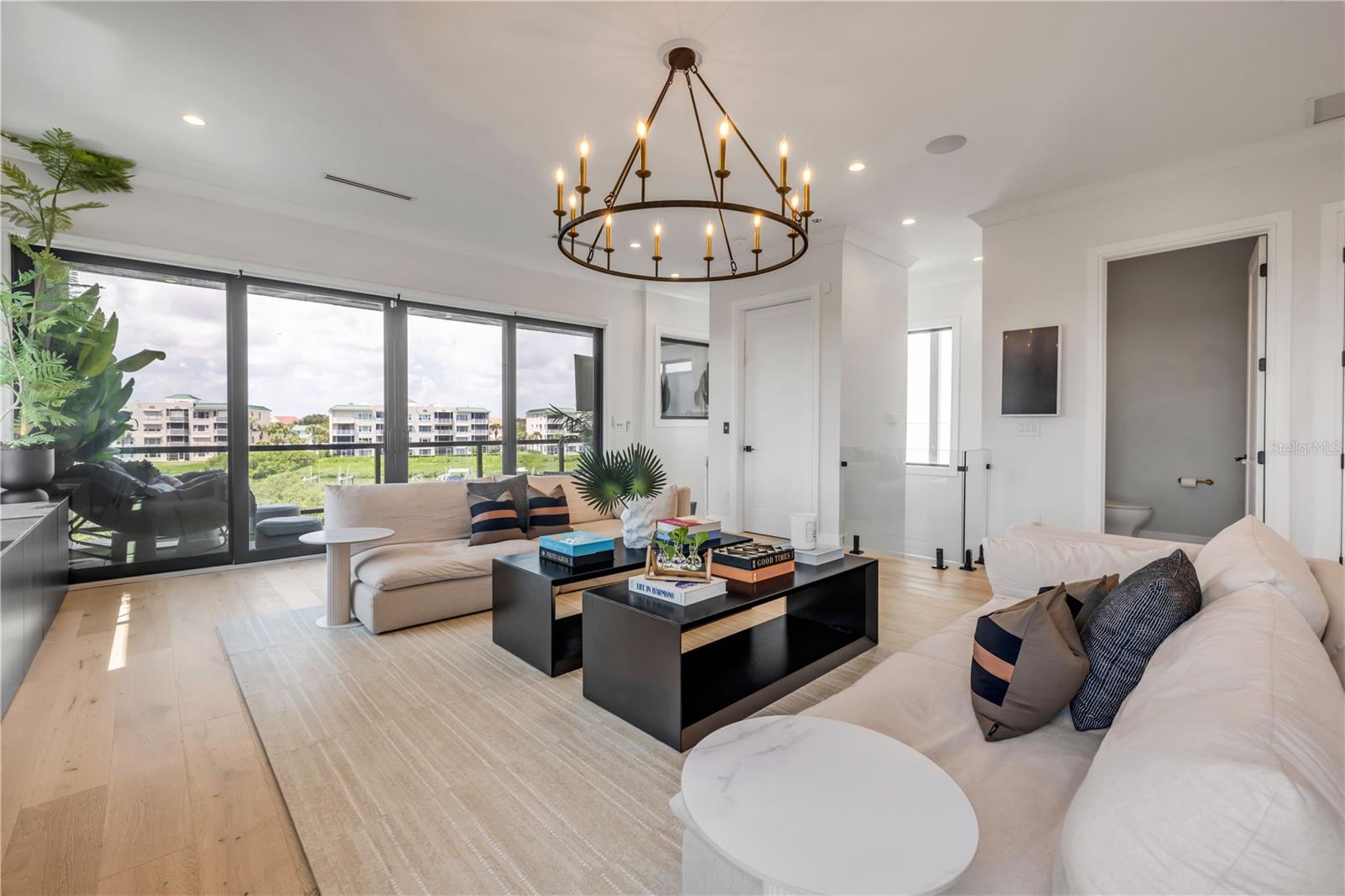 CALLILISA LAND - Residential