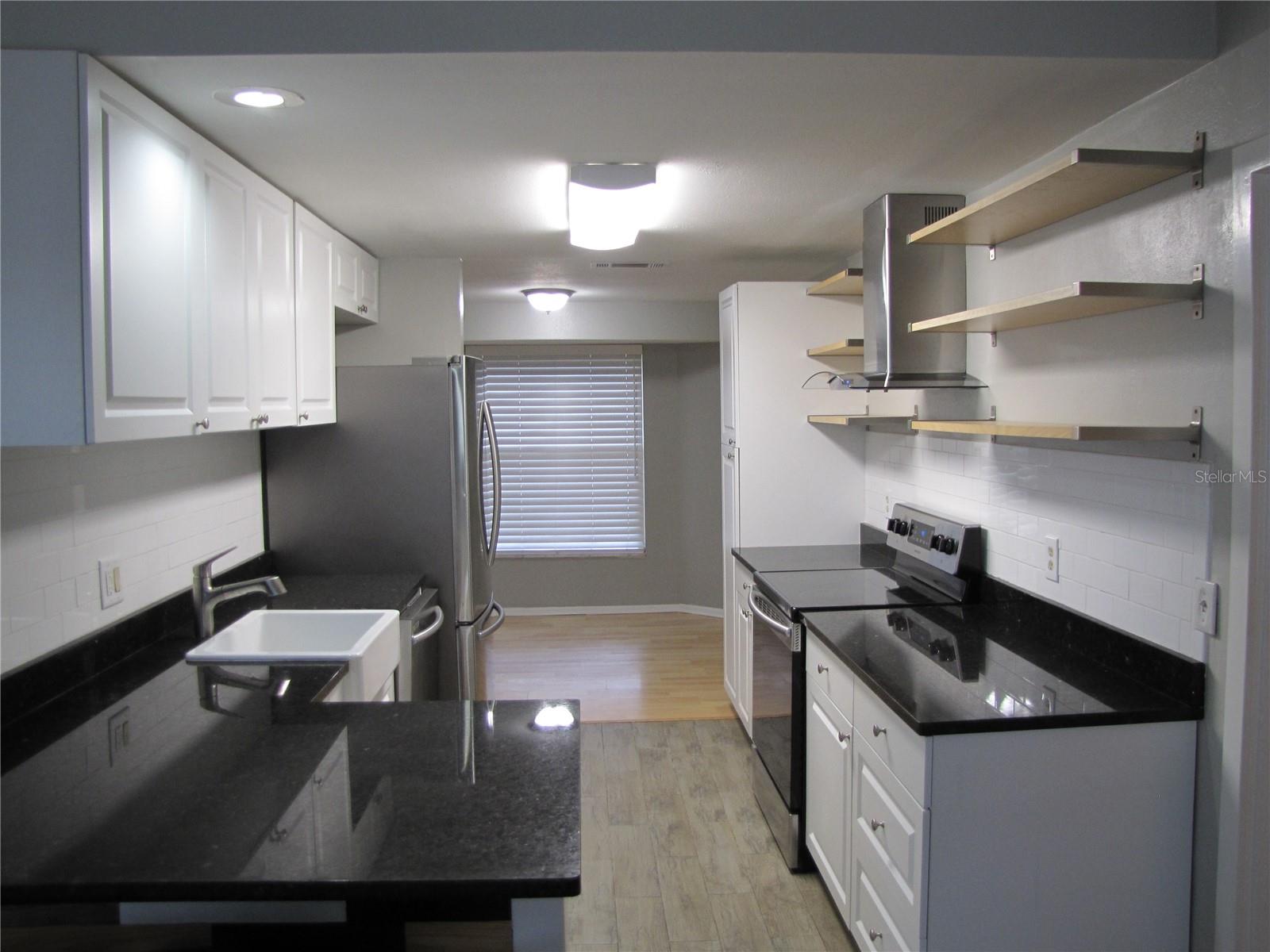 GROVE PARK ESTATES UNIT 7 - Residential Lease