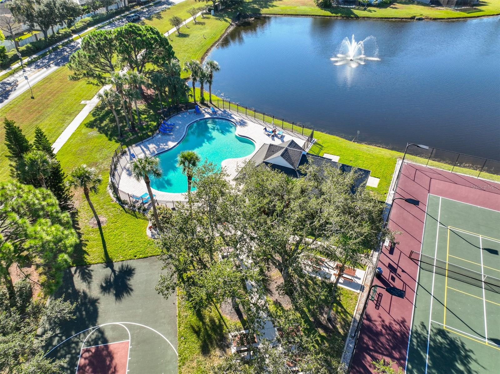 CREEKWOOD PH ONE SUBPHASE I UNIT A1 - Residential
