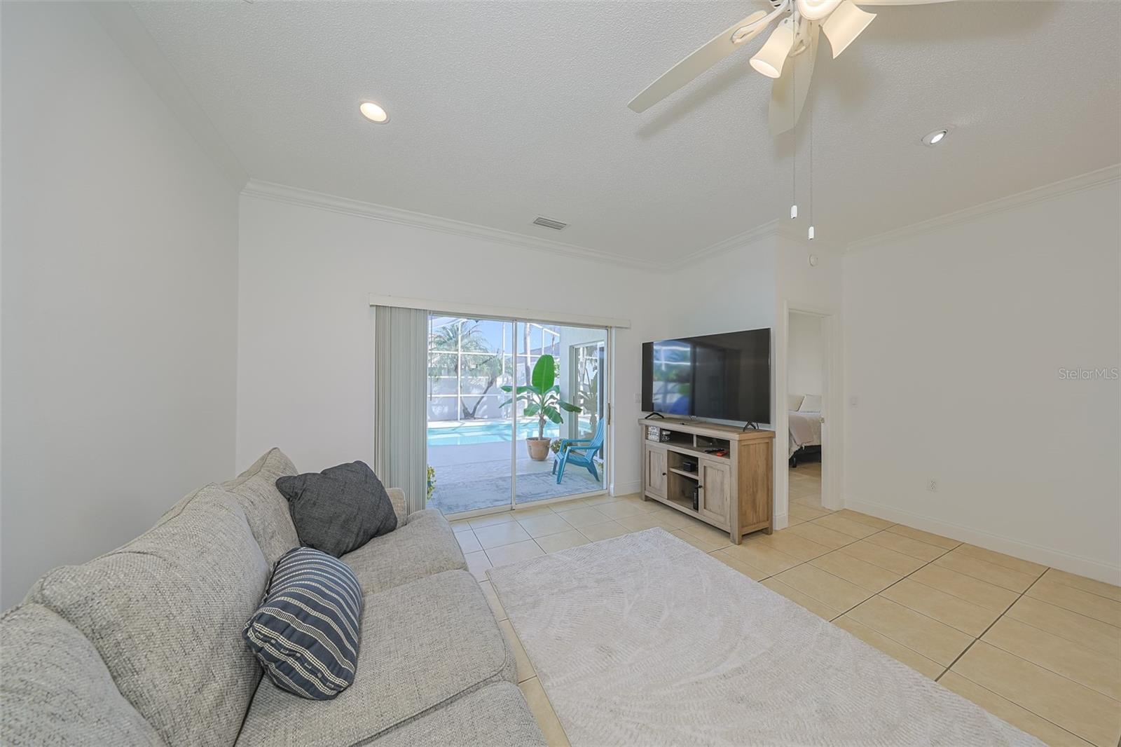 CREEKWOOD PH ONE SUBPHASE I UNIT A1 - Residential