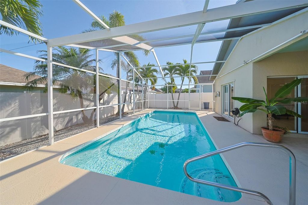 Photo of 7113 52nd Drive E, Bradenton, FL 34203 (MLS # A4669775)