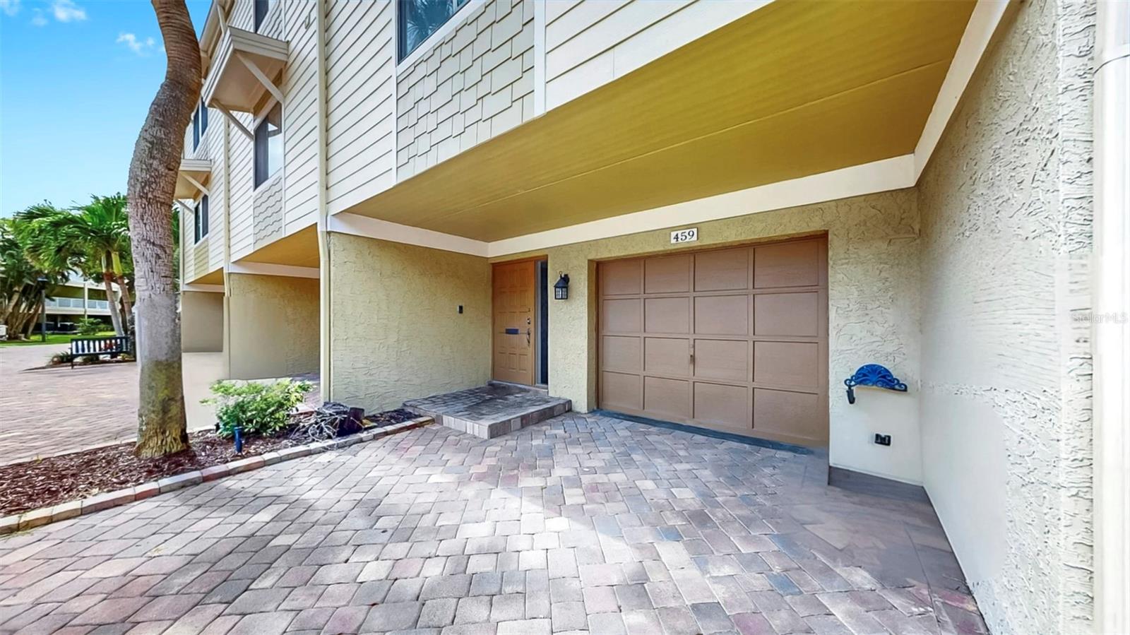459 HAVEN POINT DRIVE