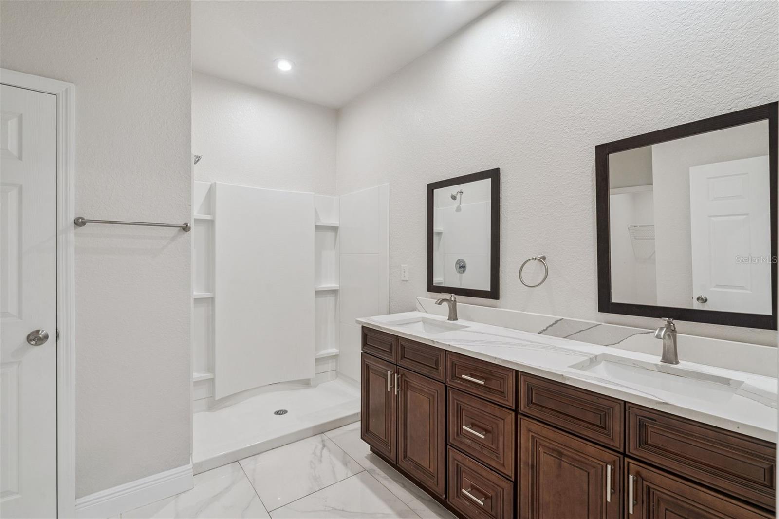 AUBURNDALE HEIGHTS - Residential