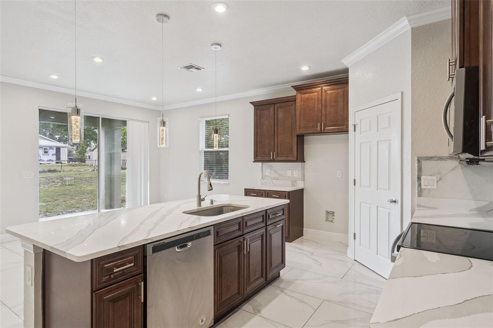 AUBURNDALE HEIGHTS - Residential