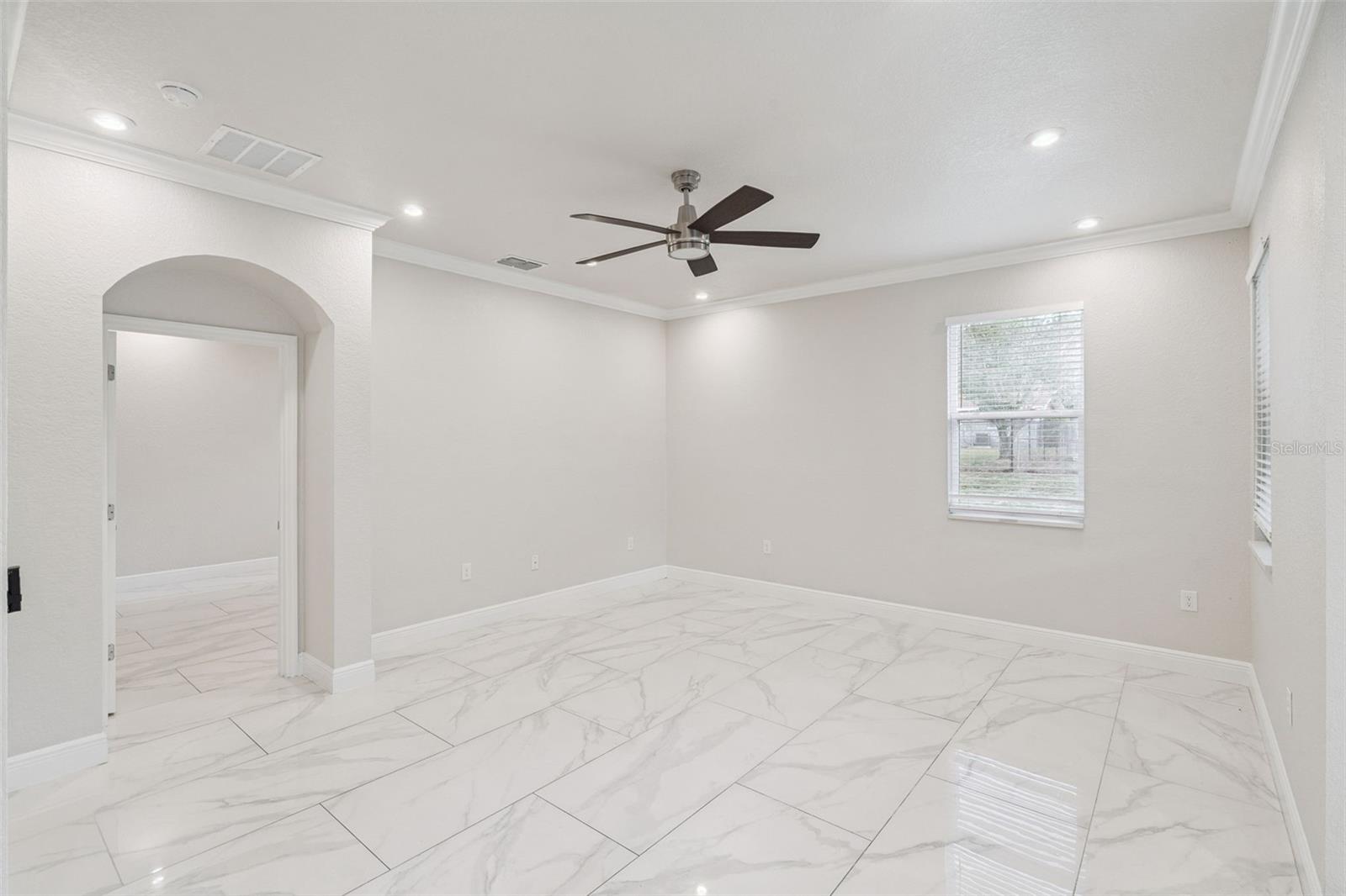 AUBURNDALE HEIGHTS - Residential