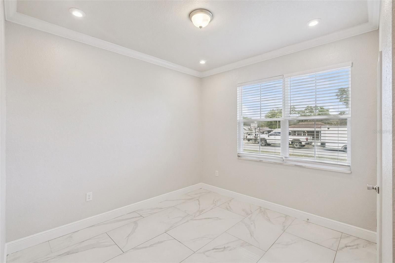 AUBURNDALE HEIGHTS - Residential