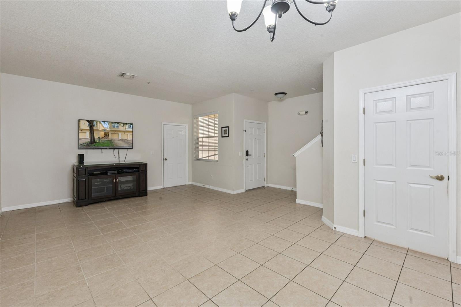 2820 OAKWATER DRIVE