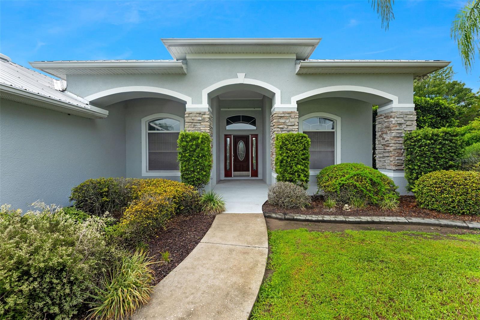 1900 GRIFF WOOD CT COURT