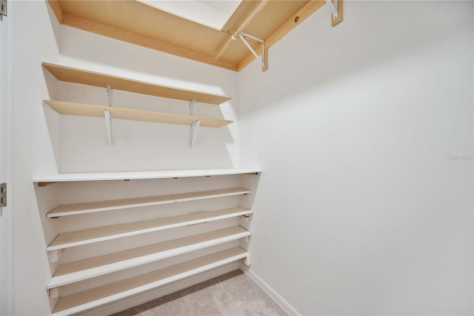 TORTUGA - Residential Lease