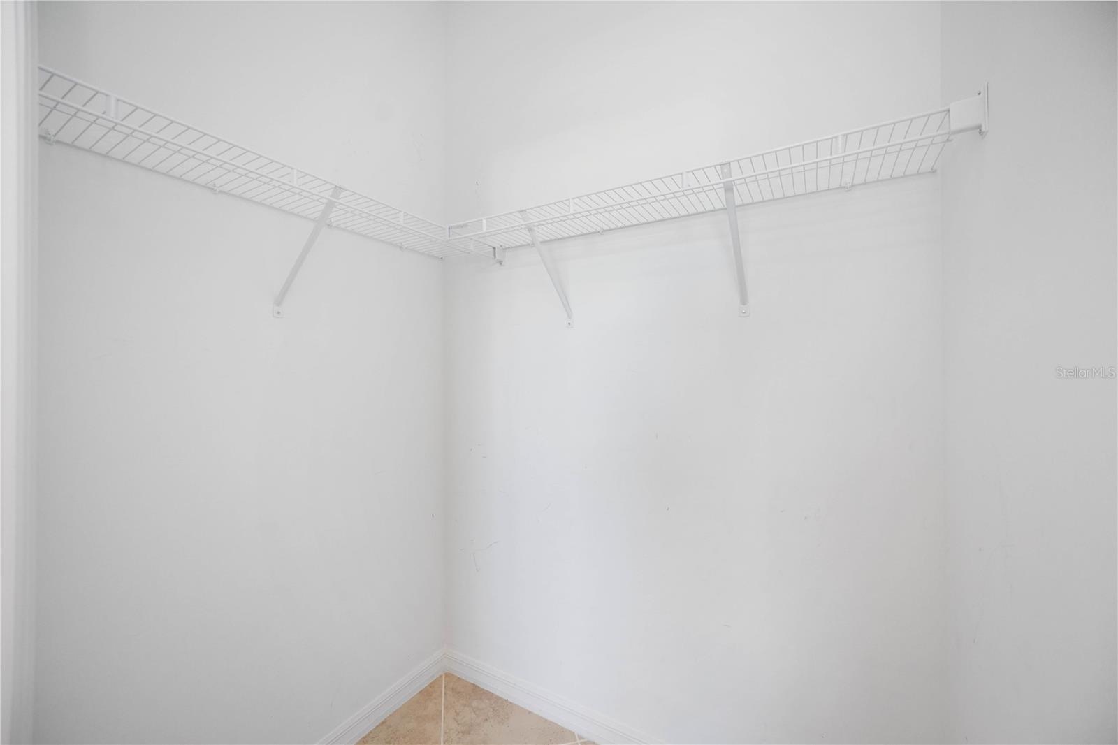 TORTUGA - Residential Lease