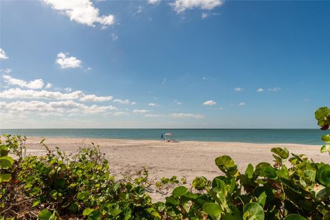 A home in LONGBOAT KEY