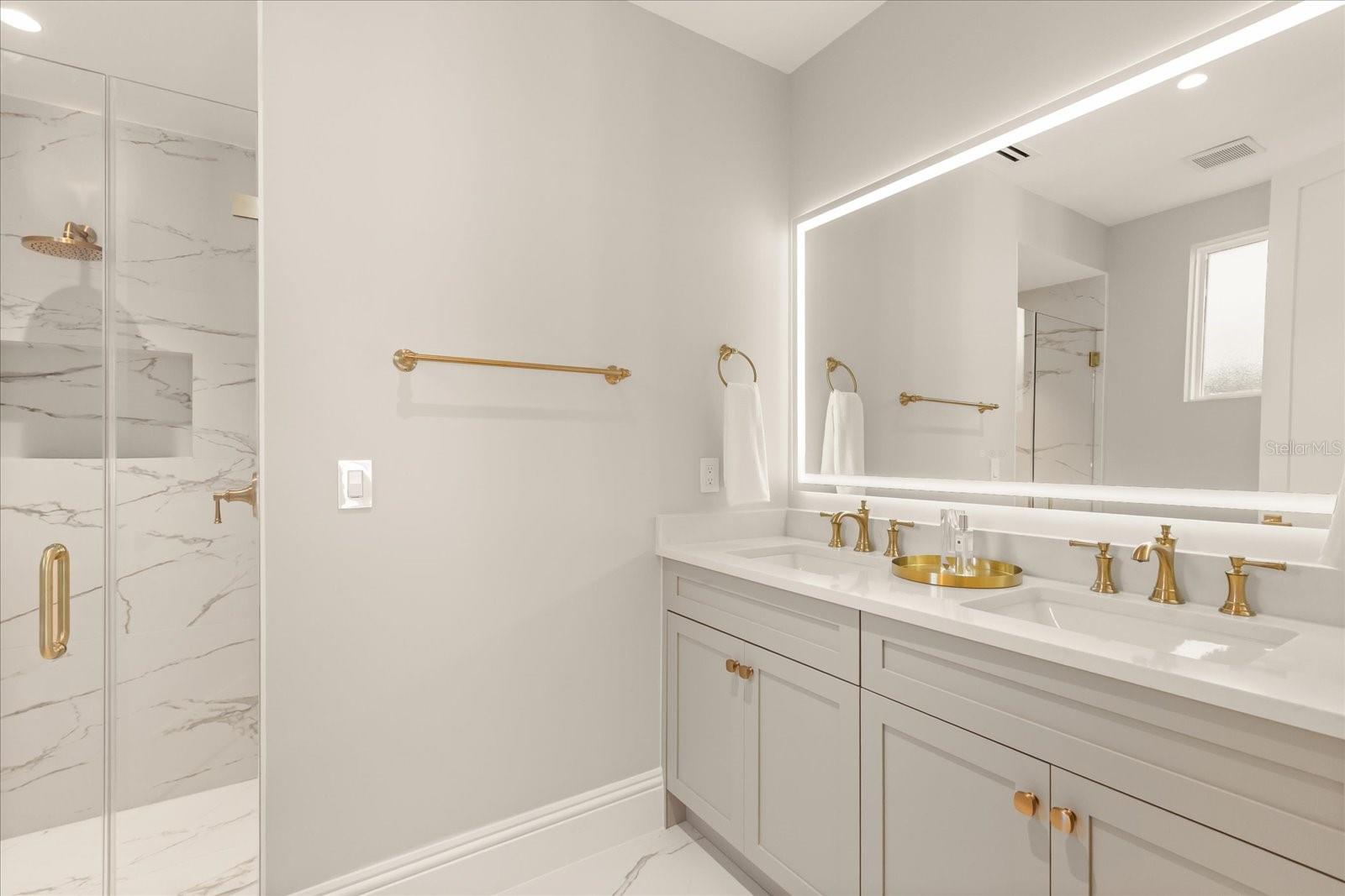 EOLA PARK HEIGHTS - Residential