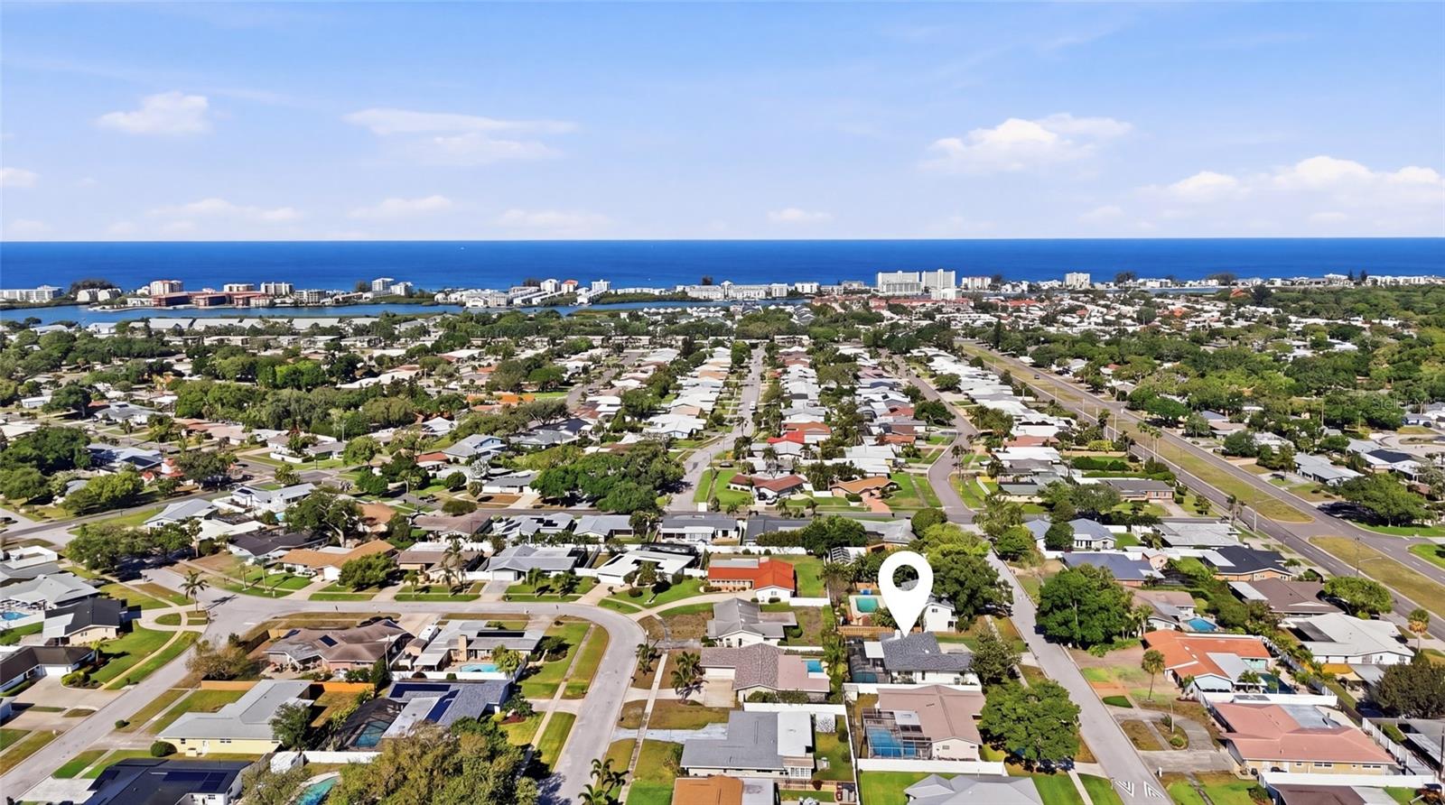 YACHT CLUB ESTATES - Residential