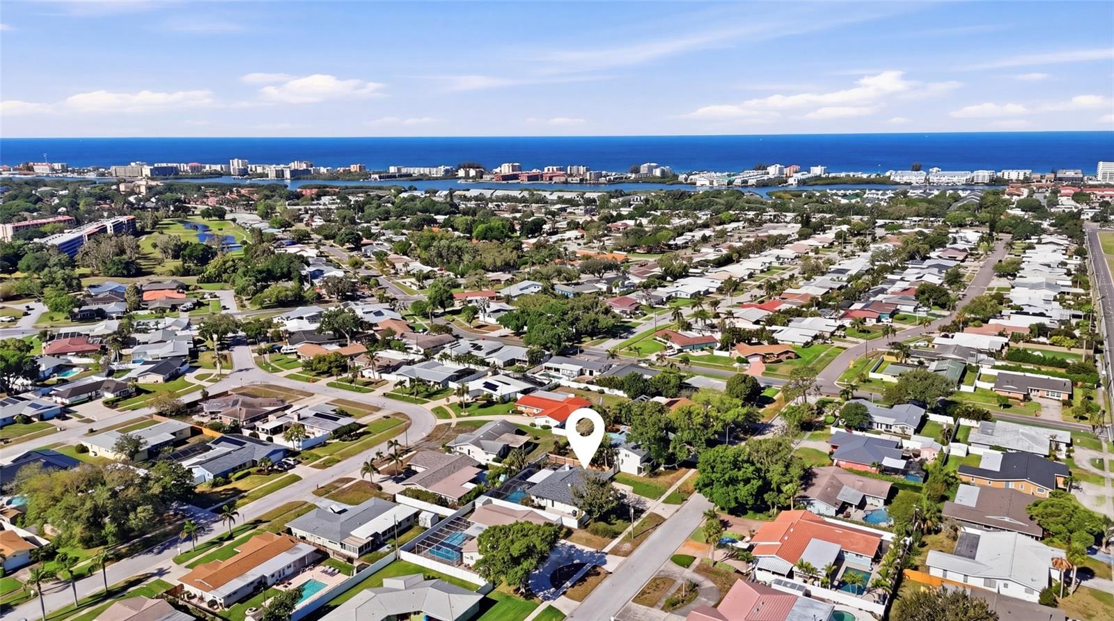 YACHT CLUB ESTATES - Residential