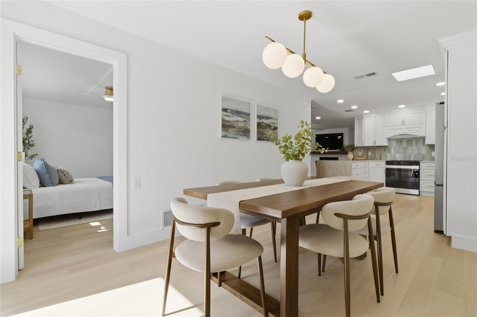 YACHT CLUB ESTATES - Residential