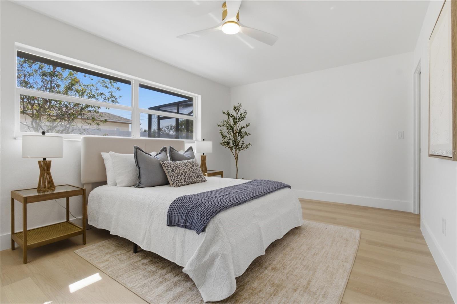 YACHT CLUB ESTATES - Residential