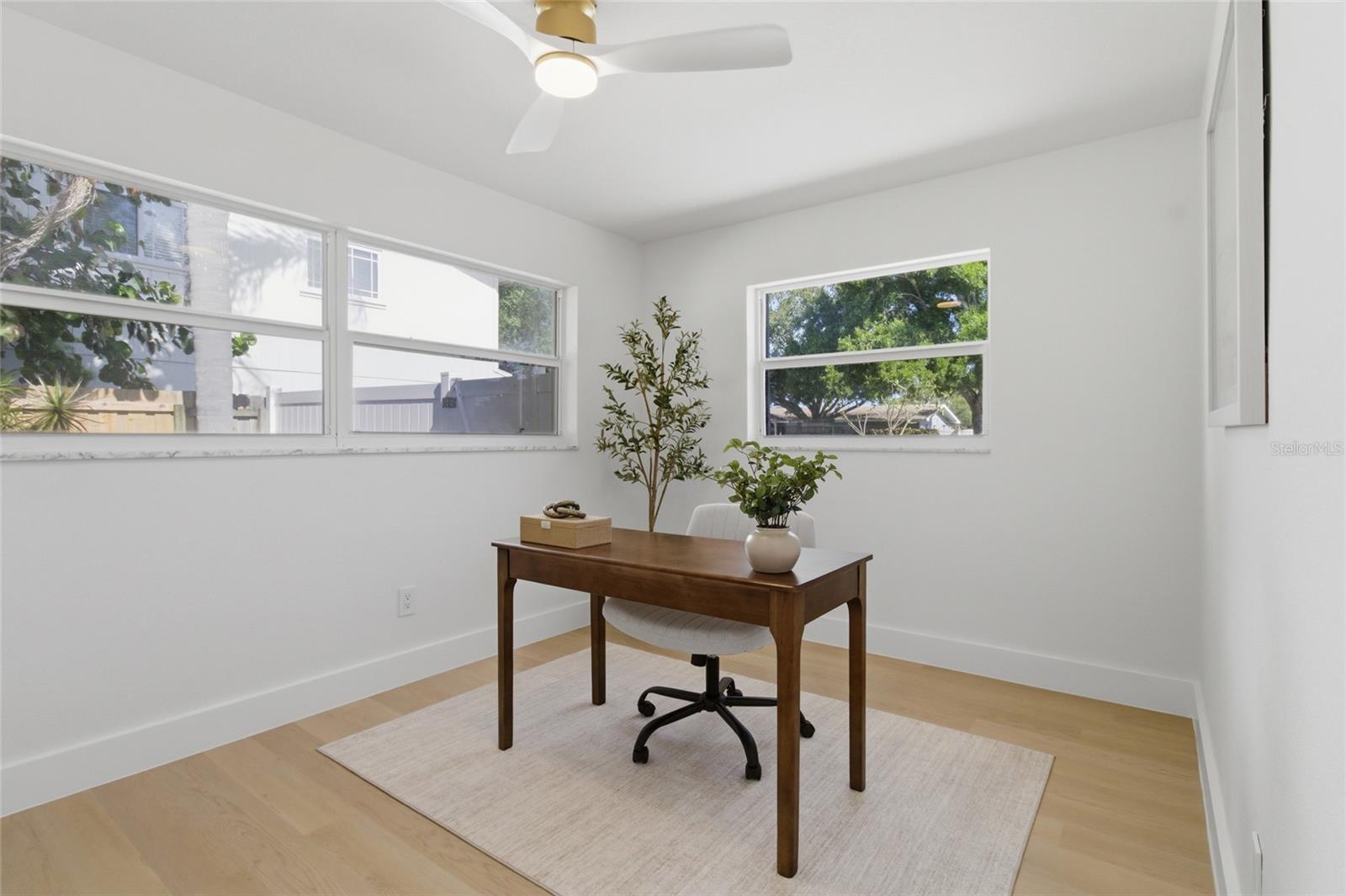 YACHT CLUB ESTATES - Residential