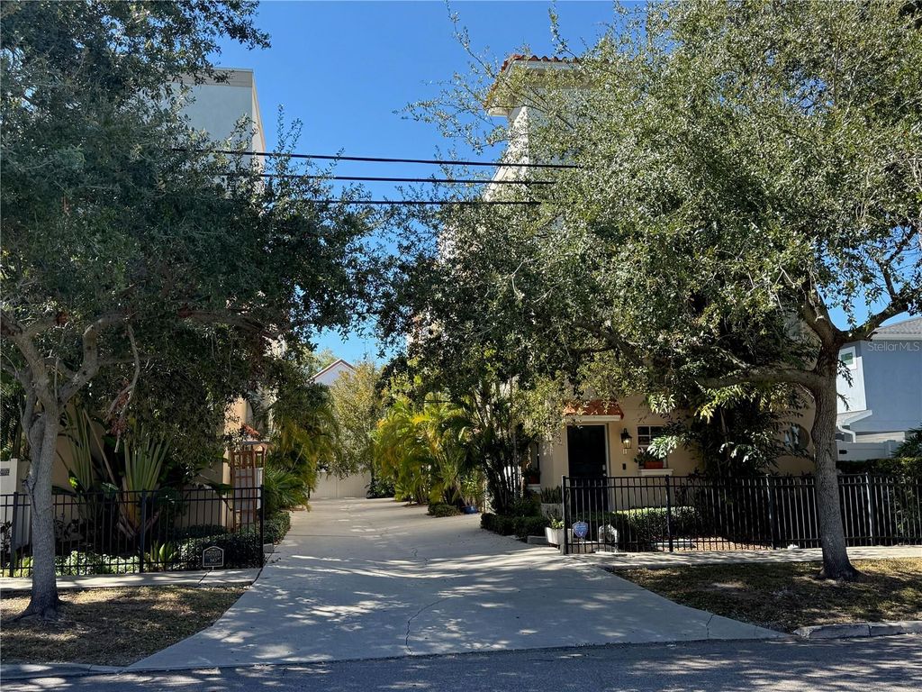 Photo of 509 S Matanzas Avenue #3, Tampa, FL 33609 (MLS # TB8472175)