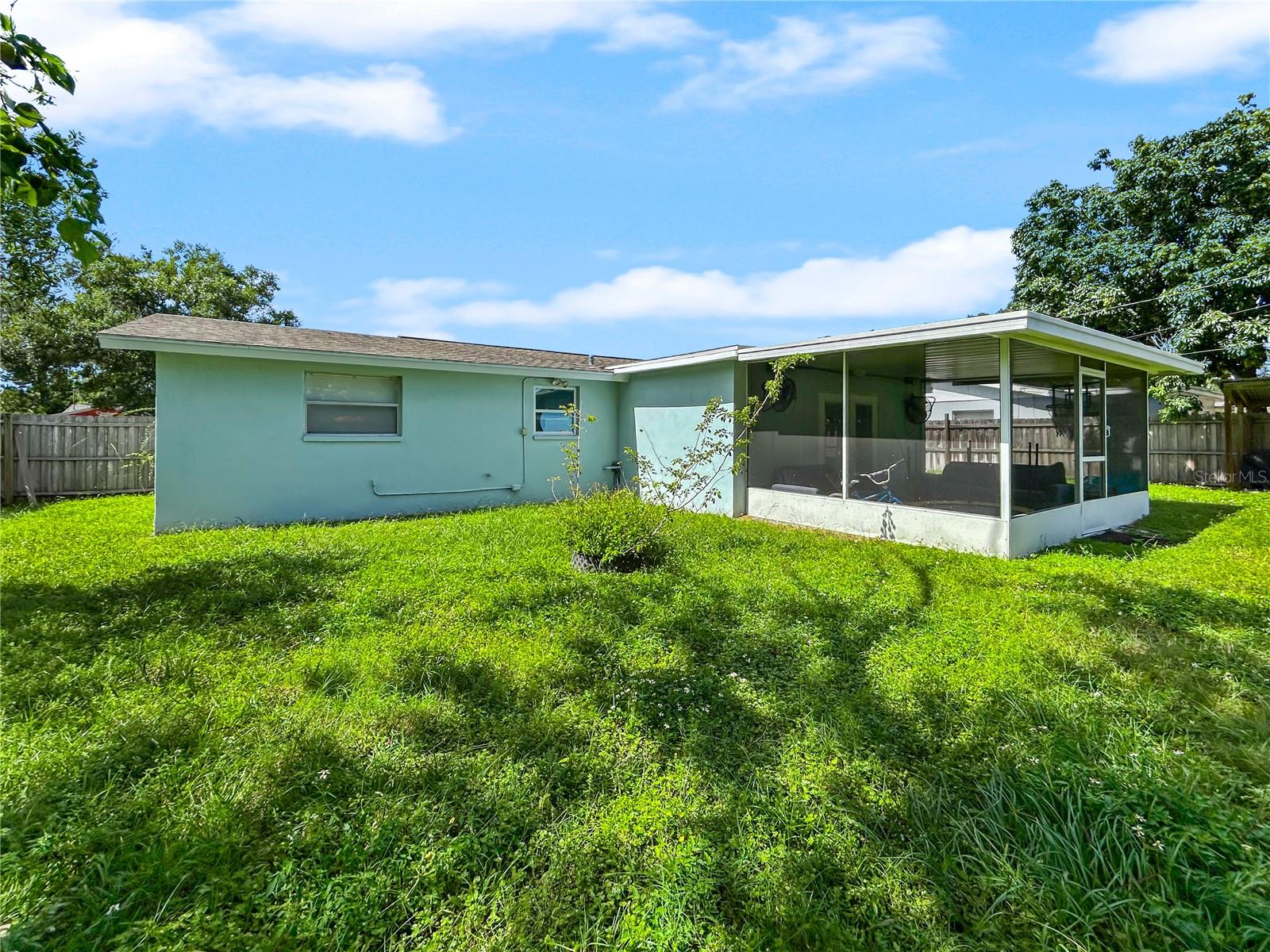 GOLFWOODS - Residential
