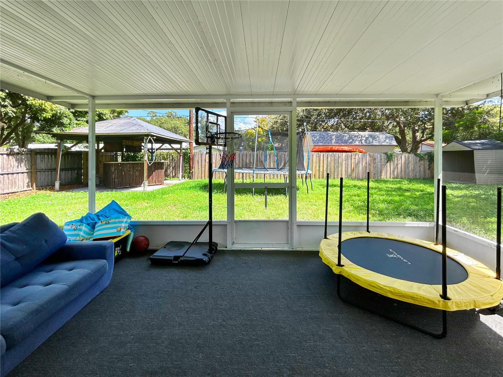 GOLFWOODS - Residential
