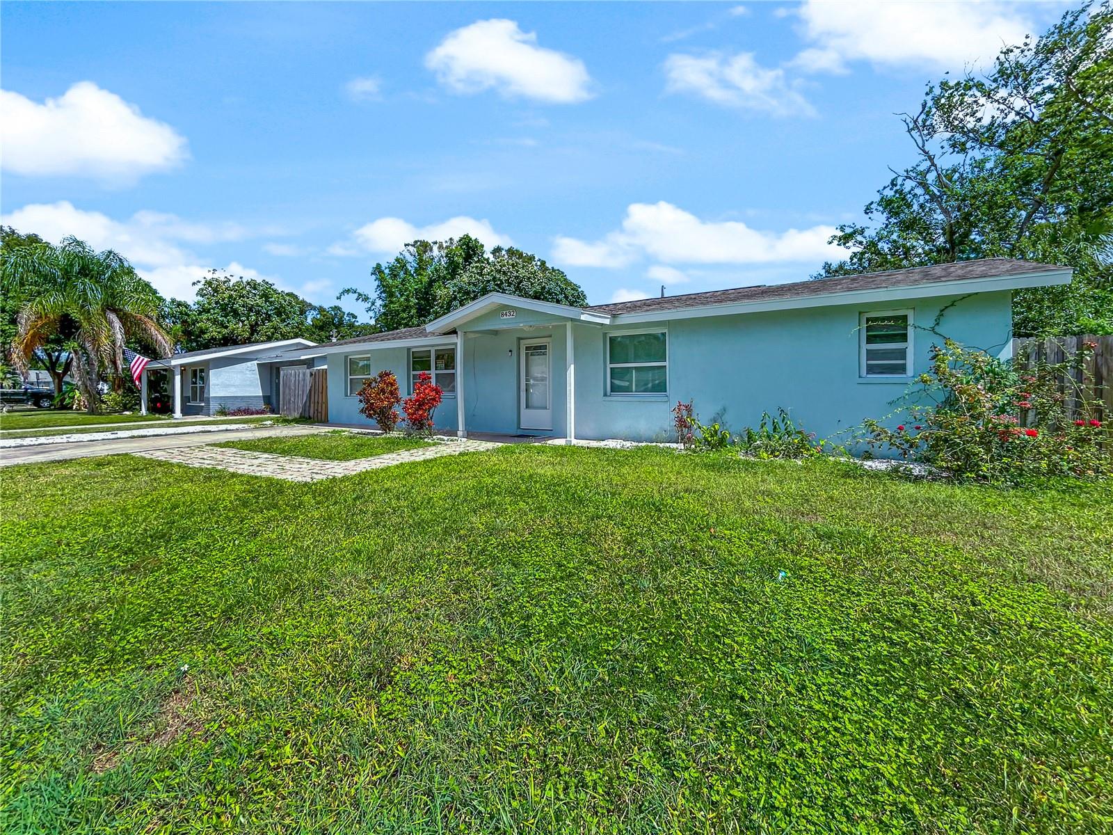 GOLFWOODS - Residential