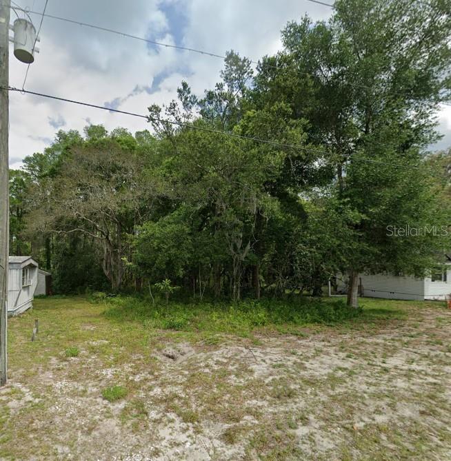 MOON LAKE ESTATES - Land