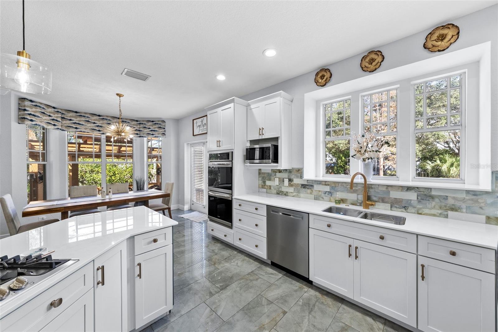 BAYSHORE RESERVE - Residential