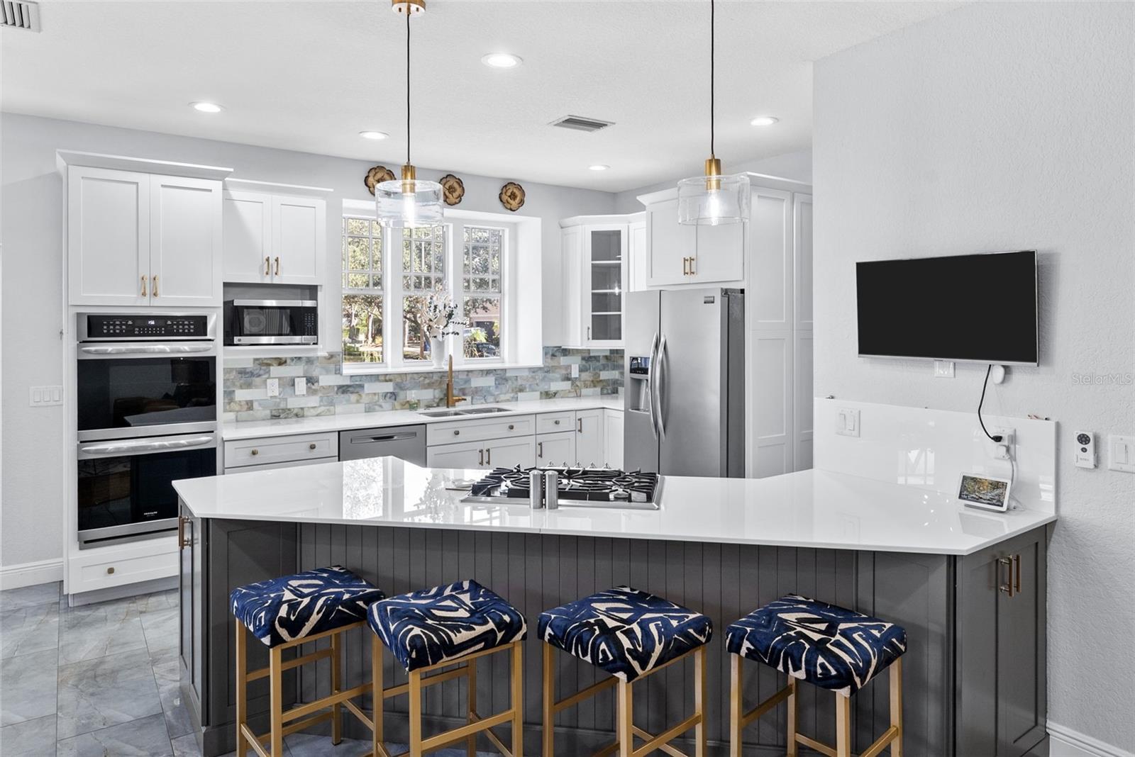 BAYSHORE RESERVE - Residential