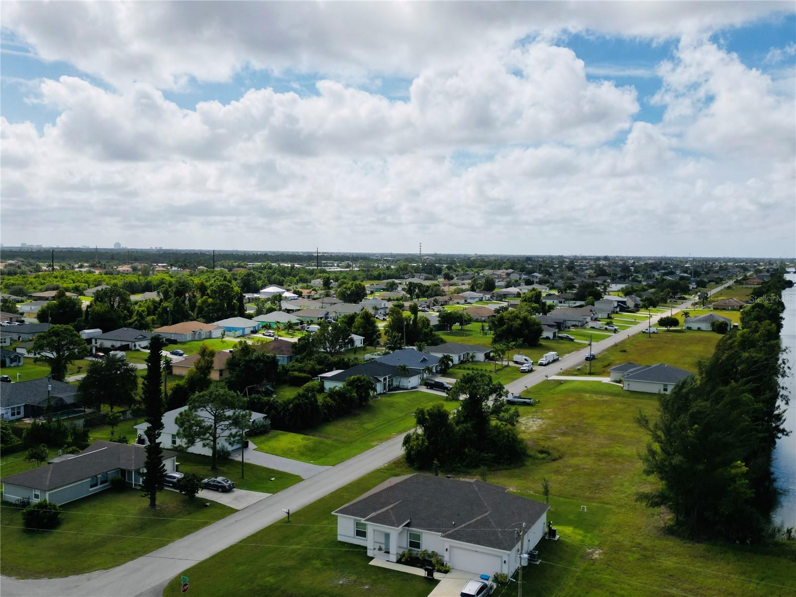 CAPE CORAL - Residential
