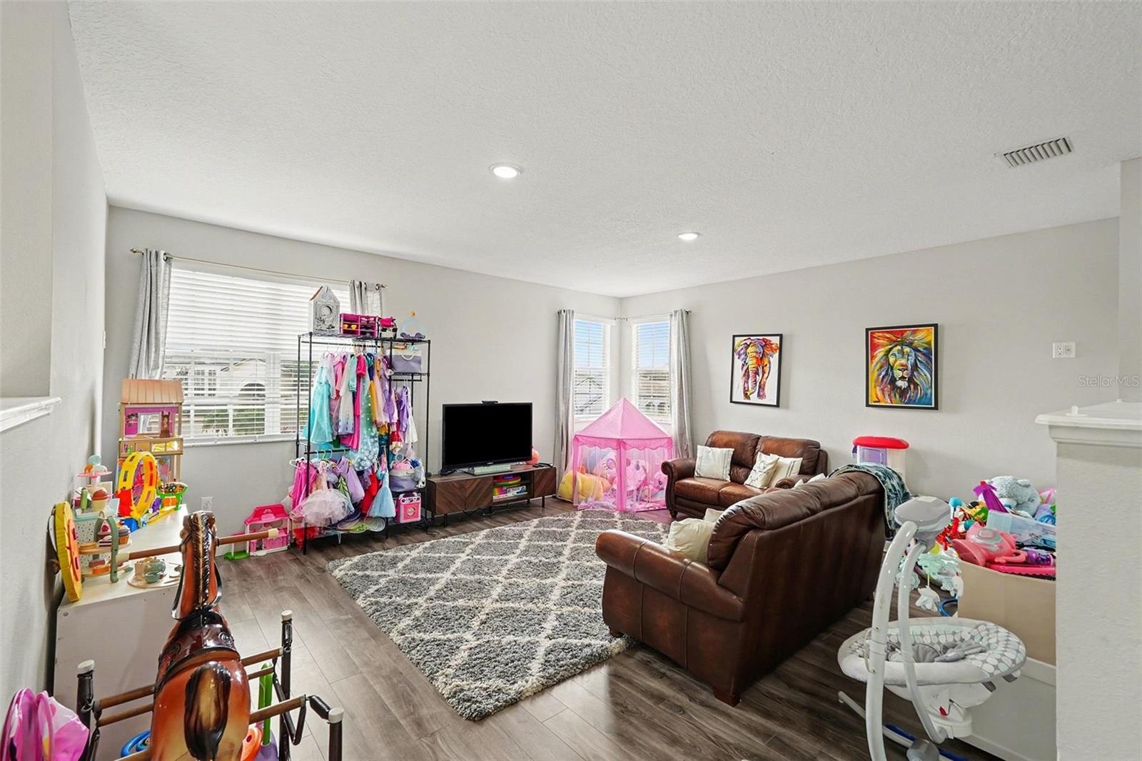 LAKEVIEW VILLAGE SEC M - Residential