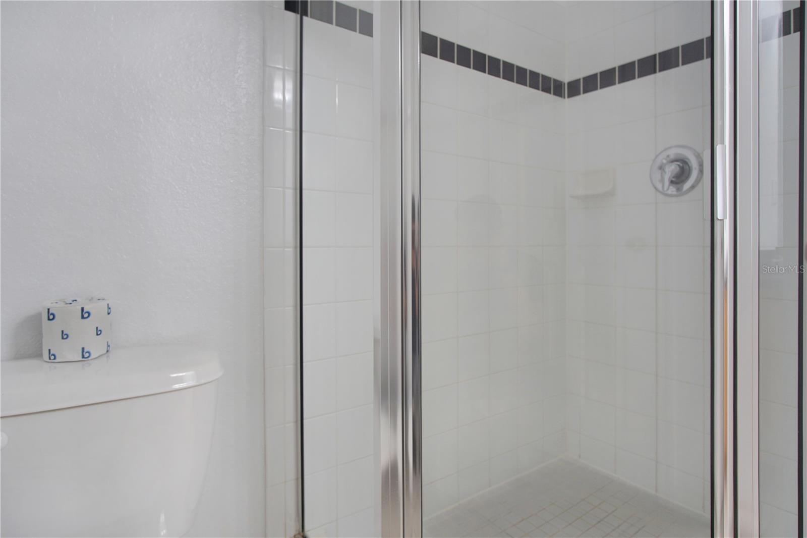 MARBELLA AT DAVENPORT - Residential Lease