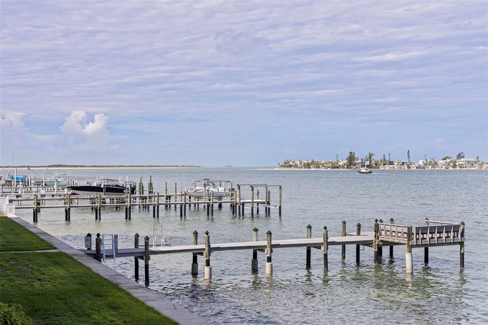 BLUE WATER BAY CONDO - Residential