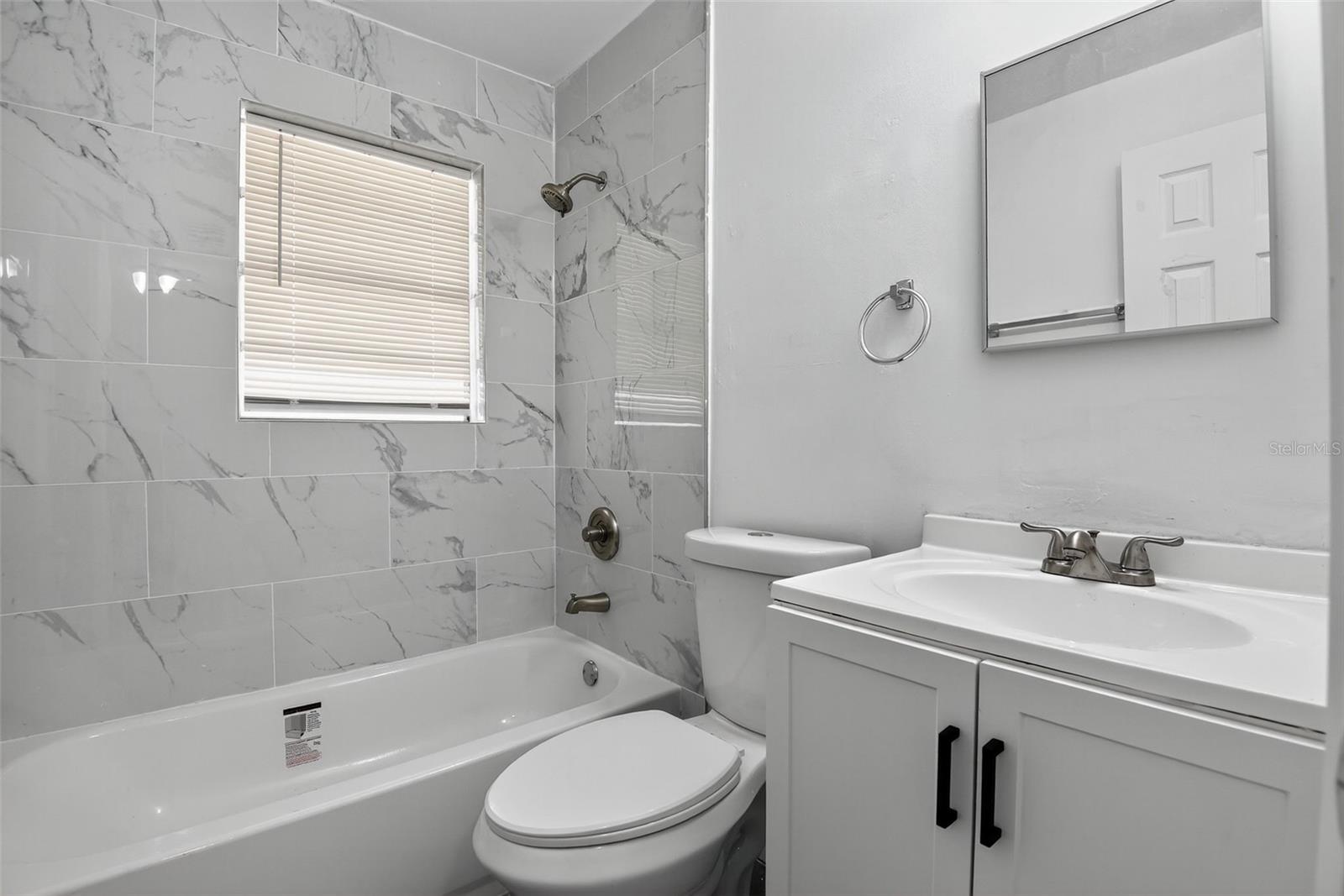 GANYMEDE - Residential Lease