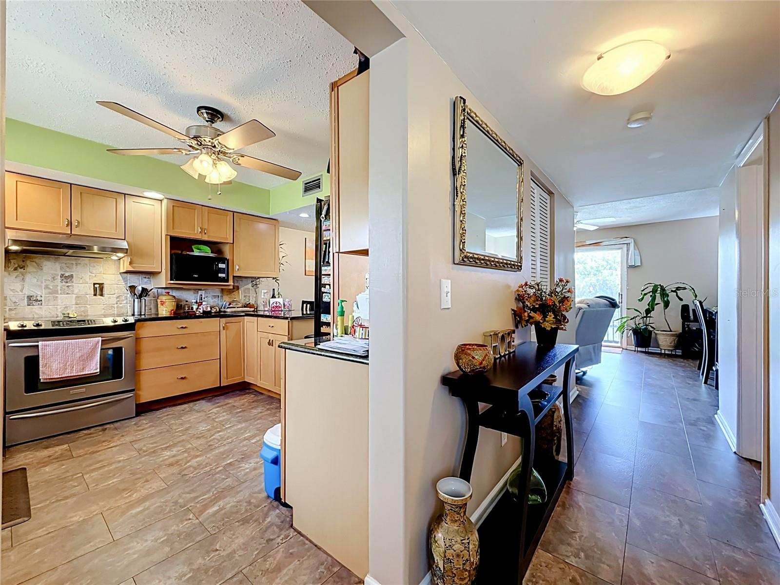 6305 NEWTOWN CIRCLE 5B4