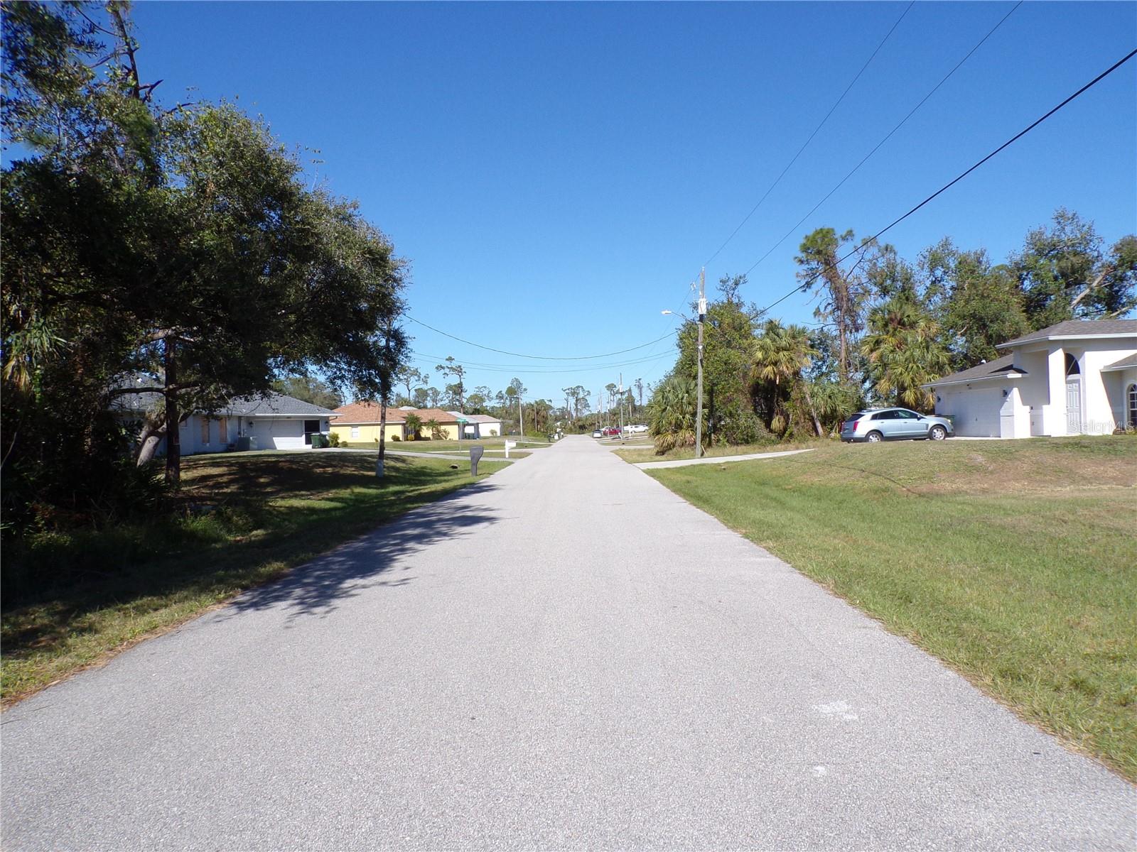 PORT CHARLOTTE SUB 08 - Land