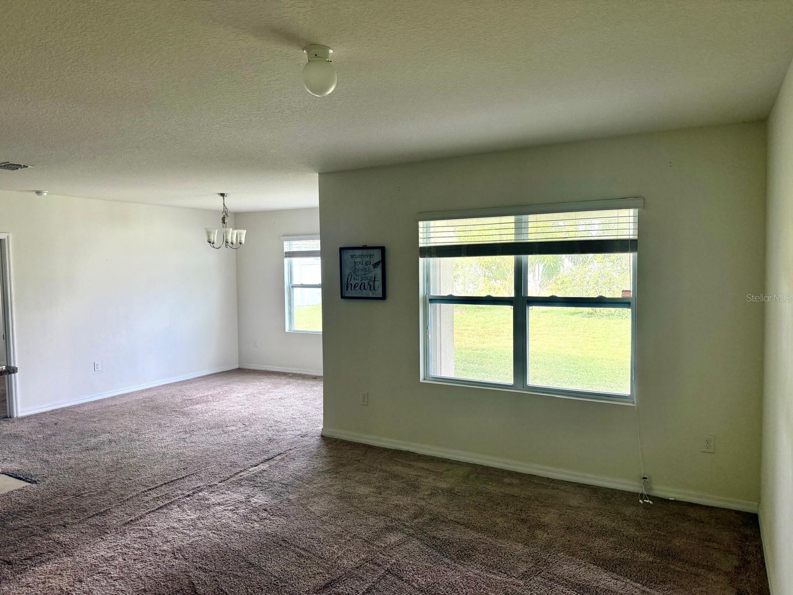 KINDRED PH 1C PB 25 PGS 127-134 LOT 373 - Residential