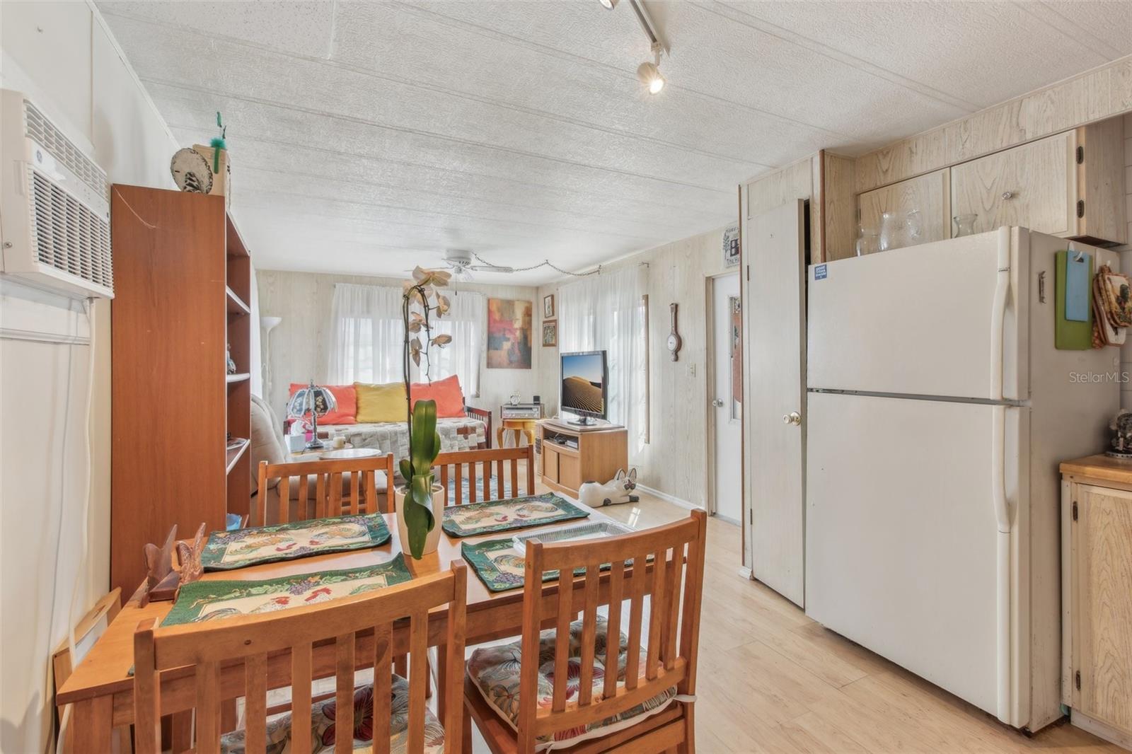 BROOKSIDE MOBILE MANOR INC - Residential