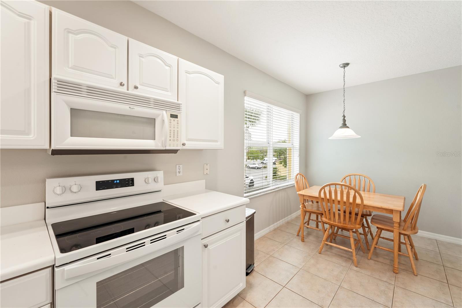 CANOPY WALK PH 11 - Residential