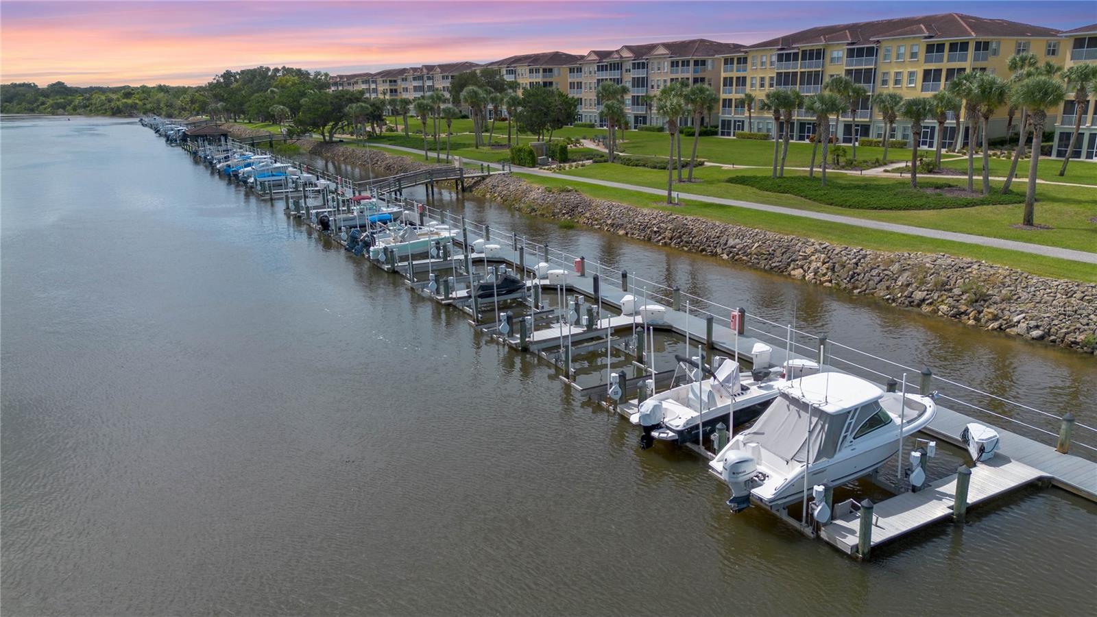 CANOPY WALK PH 11 - Residential