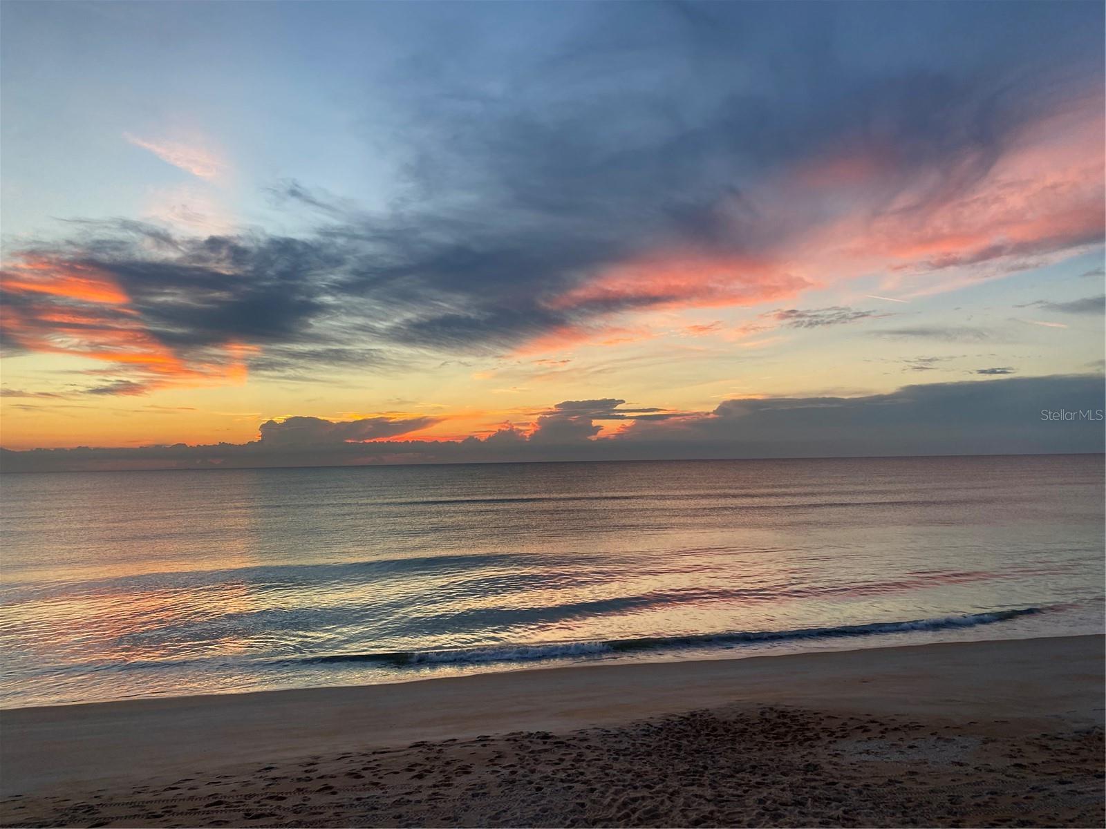 CANOPY WALK PH 11 - Residential