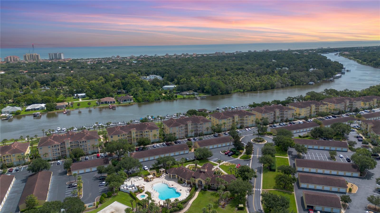 CANOPY WALK PH 11 - Residential