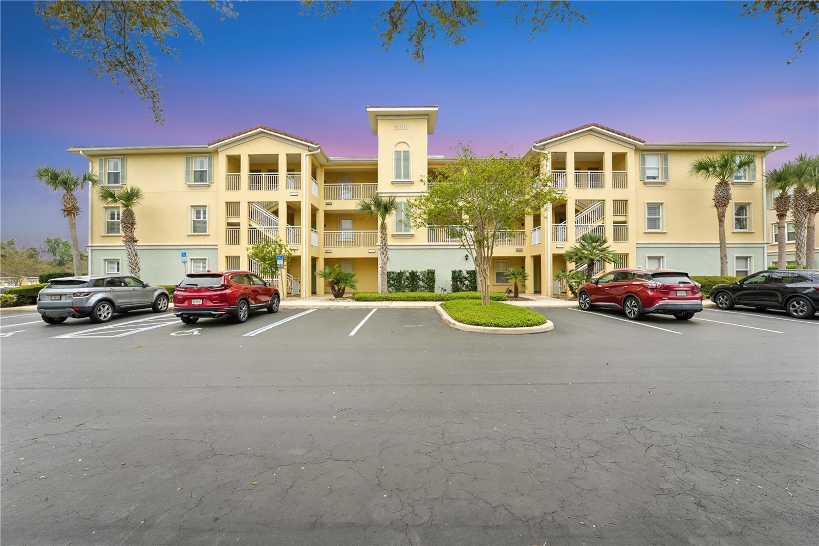 CANOPY WALK PH 11 - Residential