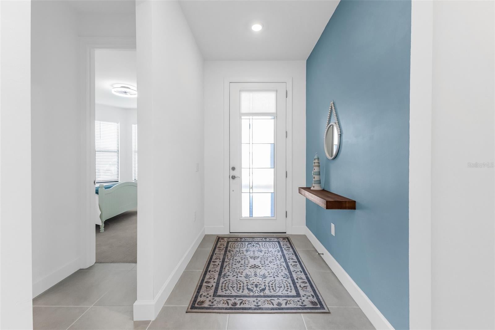 4400 LAKESIDE GROVE PLACE