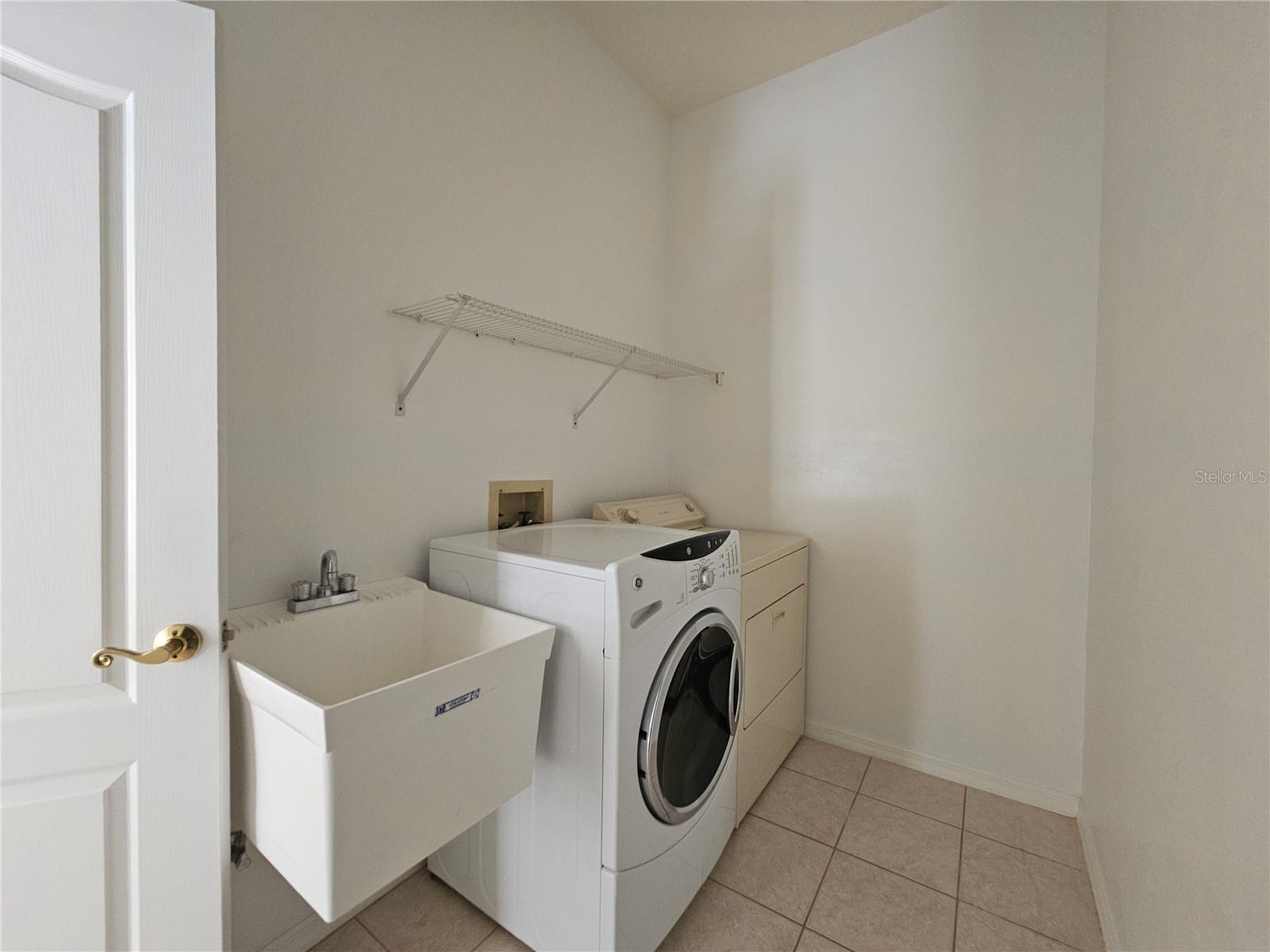 WYNDHAM - Residential