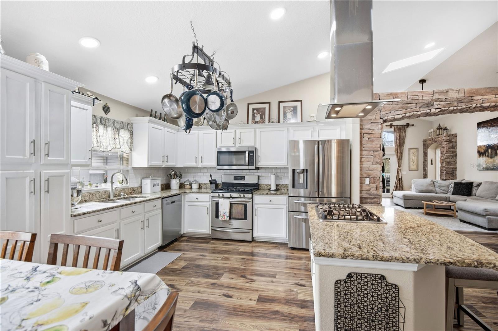 ARBOR RIDGE UNIT 02 - Residential