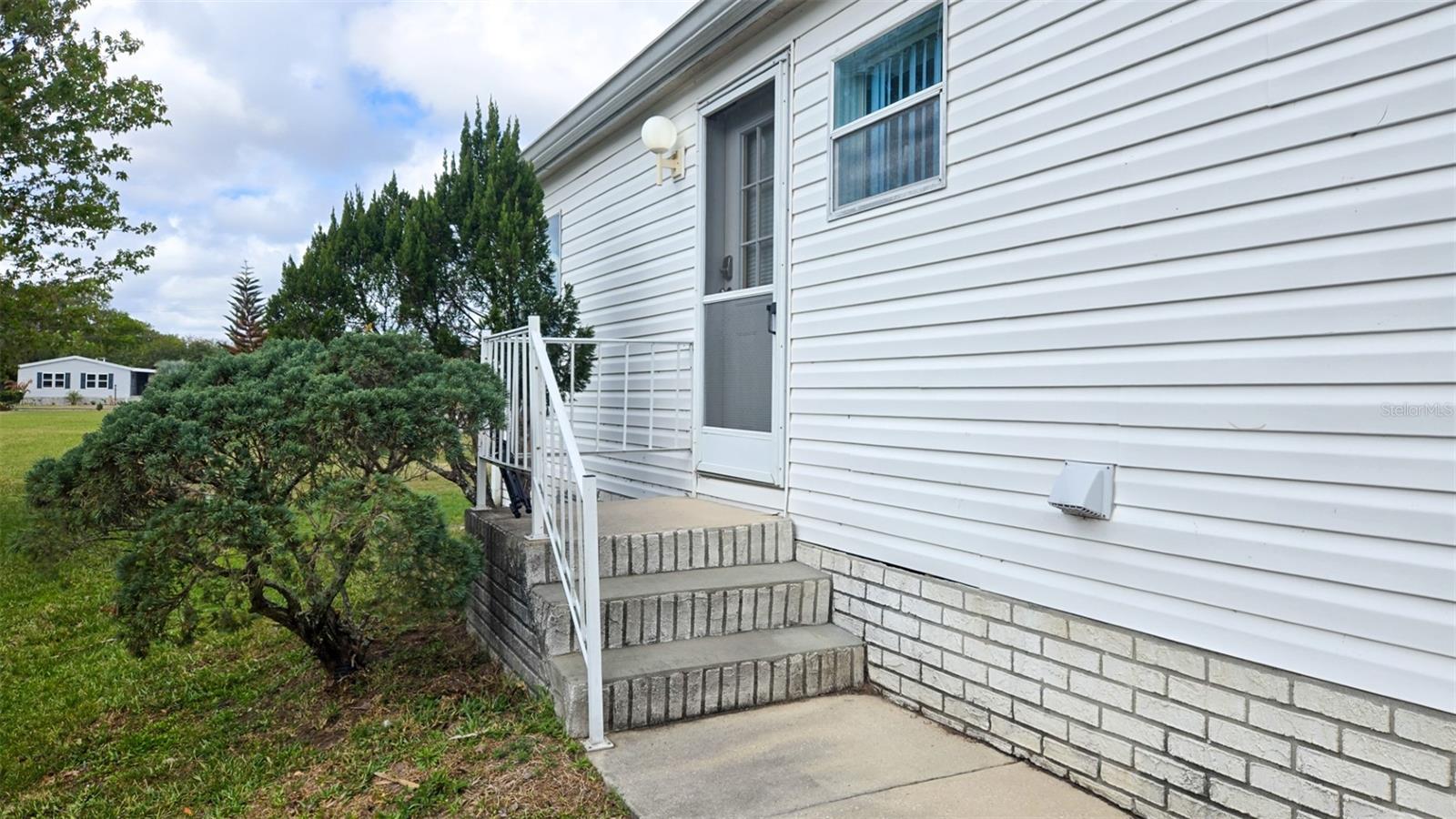 FOREST LKS/COCOA CONDOS PH III - Residential